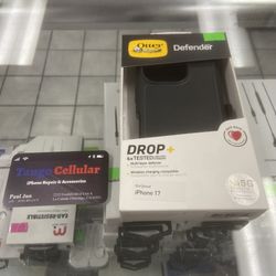 iPhone 17 OtterBox Defender Case