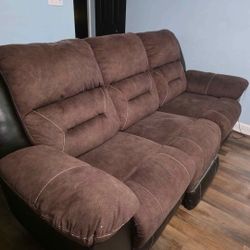 3-Piece Living Room Set – Sofa + 2 Matching Recliners/Rocking Chairs