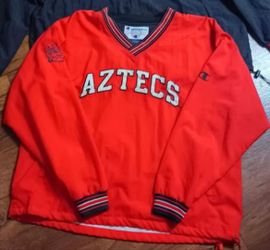 Aztec Vintage Champion Pull Over