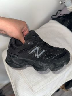 New balance shoes