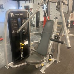 Cybex Eagle Converging Chest Press