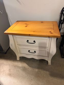 French Country / Farmhouse style 2-drawer nightstand