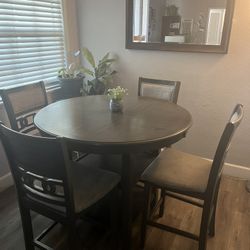 Round Dining Table 4 Chairs 