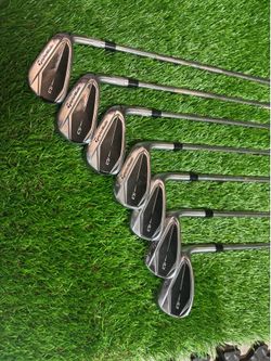 Taylormade QI iron set SW- 6I regular flex KBS shaft