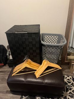 2 Hampers & 15 wooden hangers