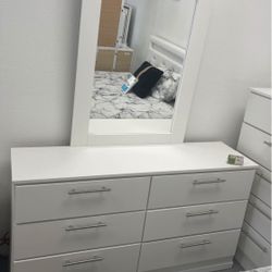 Dresser Whit Mirror - Cómoda Con Espejo 
