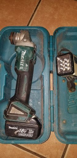 Makita Brussless motor 3.0 Batt and LXT Light