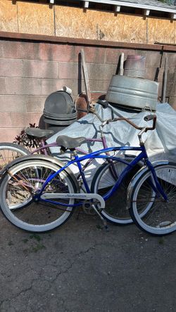 Two schwinn beach cruisers