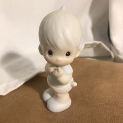 Precious Moments Vintage Figurine 