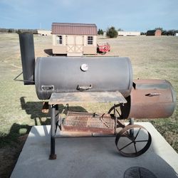Decent Oklahoma Company Smoker