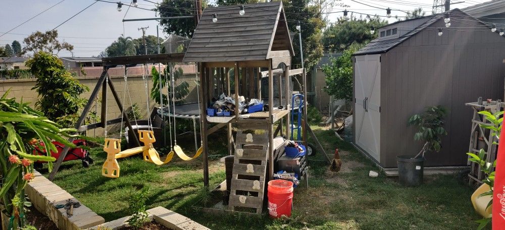 Playground Set- FREEEEEE