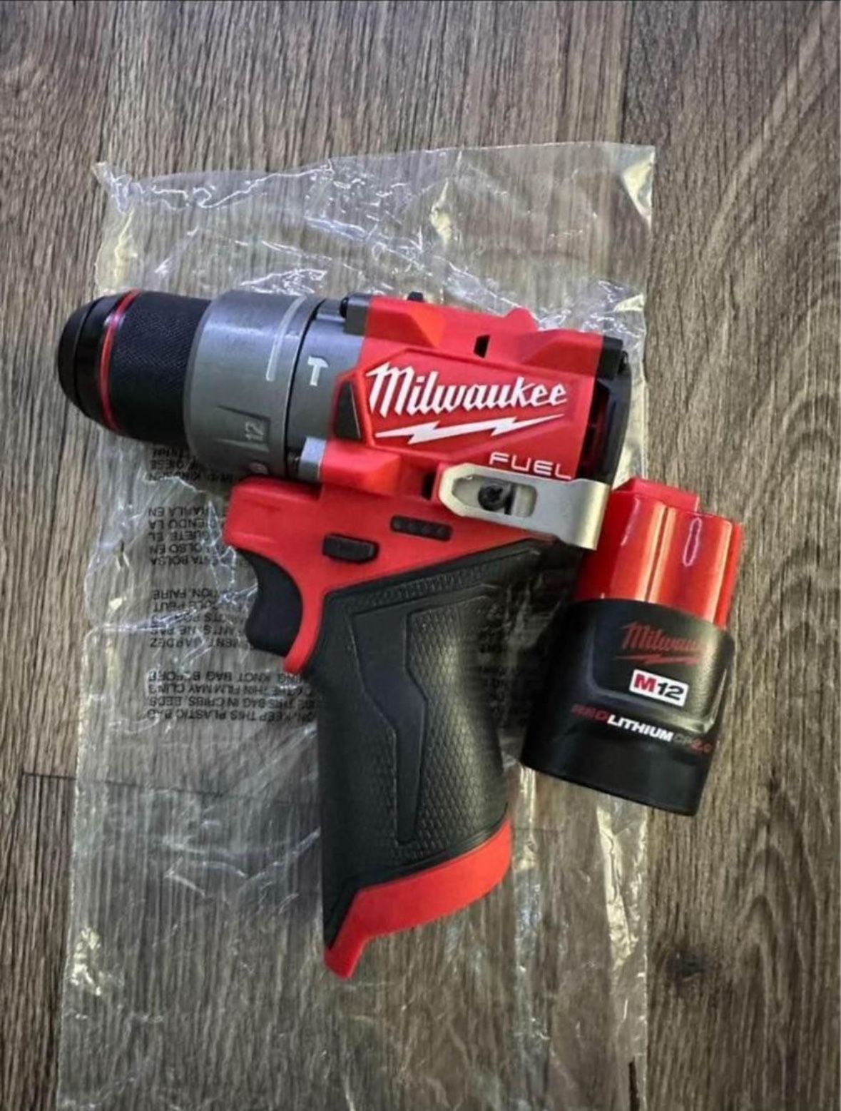 Milwaukee m12 hammer drill comes with 2.0 battery….