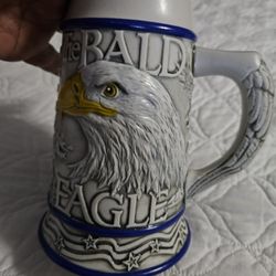 Avon Amercan Animal Stein