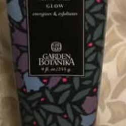 Garden Botanika Mint Salt Glow Body Scrub 