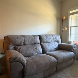 recliner sofa w/ functioning charging ports on each side
