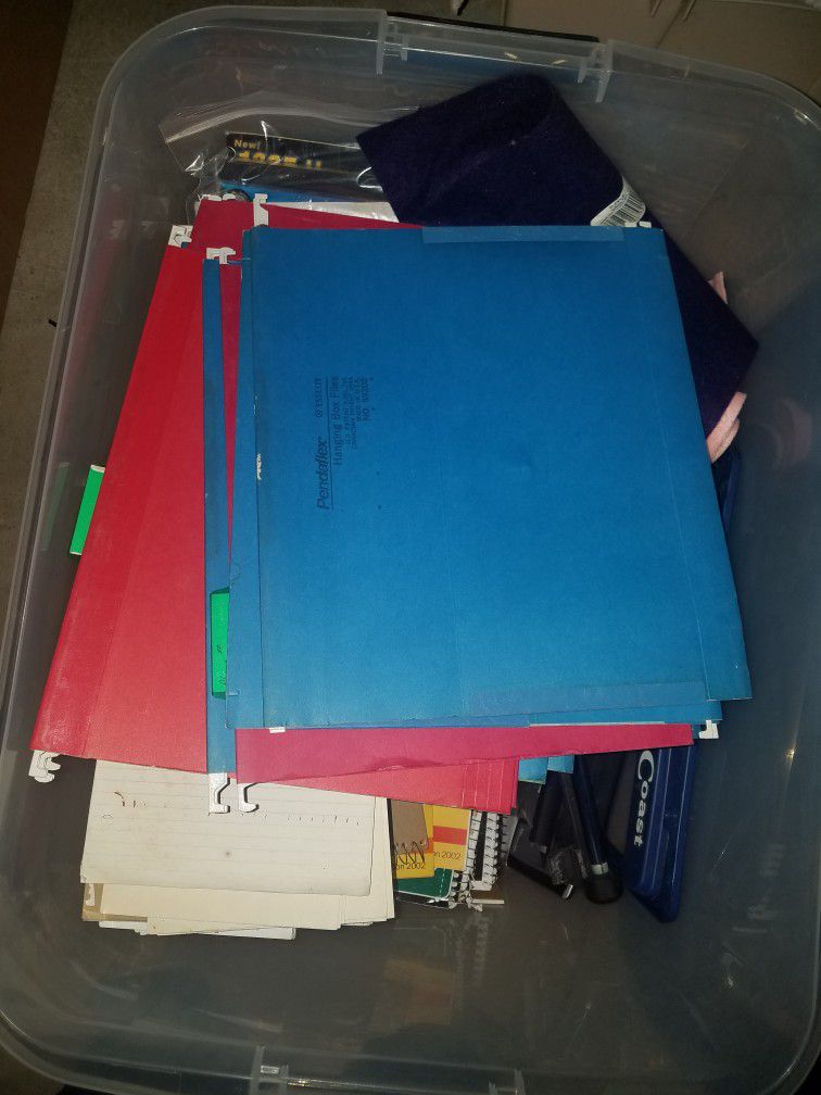 BINDERS AND CLIP BOARDS
