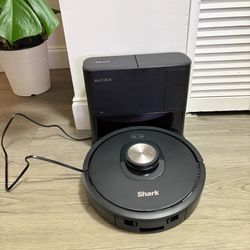 Shark vacuum