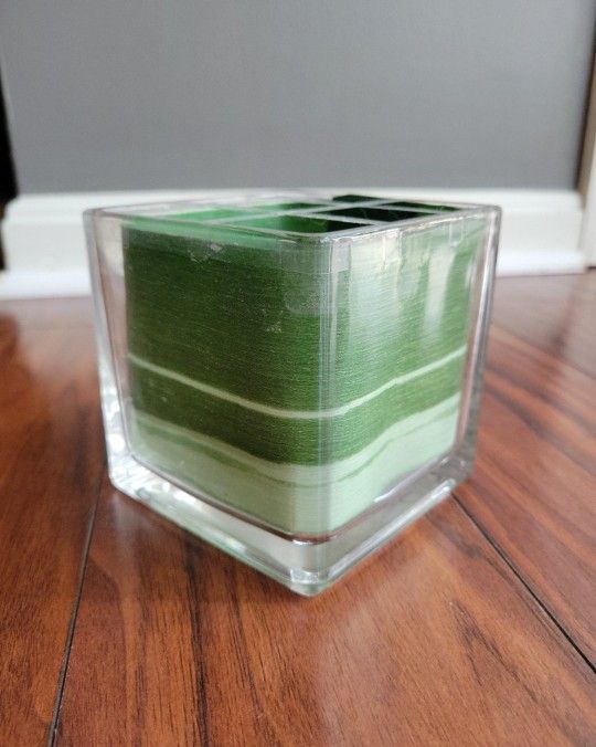 Cube glass vase