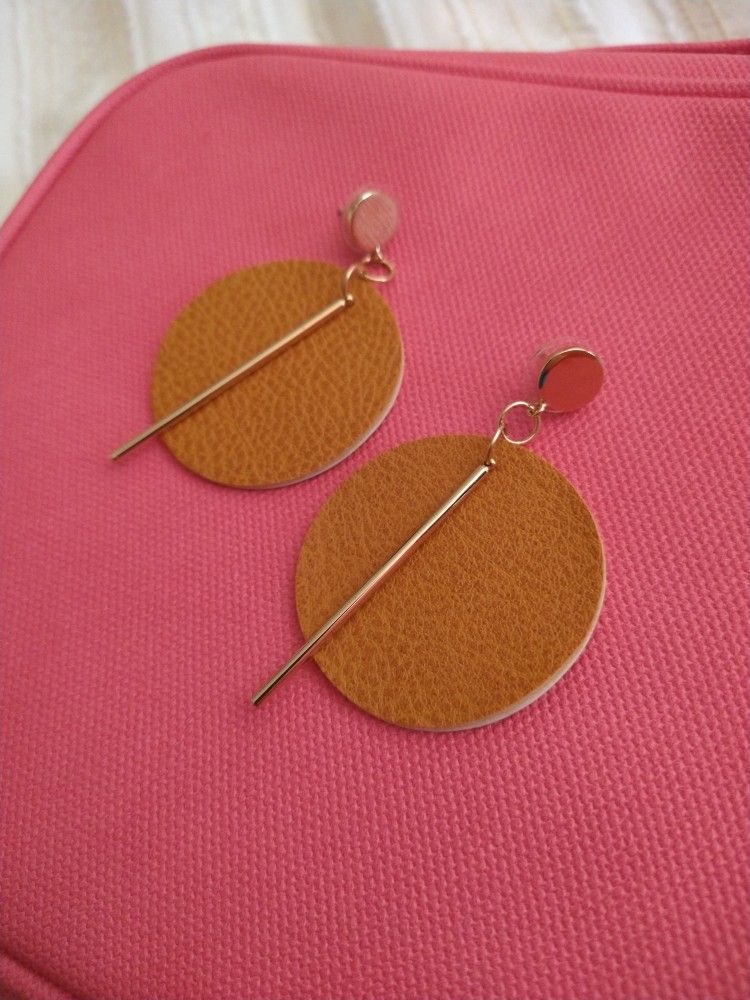 Used Earrings