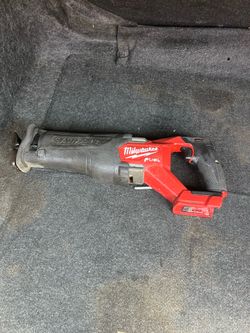 Milwaukee m18 fuel Sawzall $90 firme precio tool only no bateria