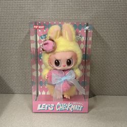 POP MART LABUBU THE MONSTERS Let's Checkmate Vinyl Plush Hanging Doll NEW 