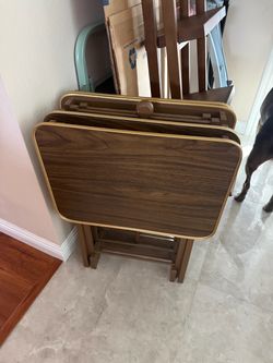 Folding TV Tray Tables Set with Stand