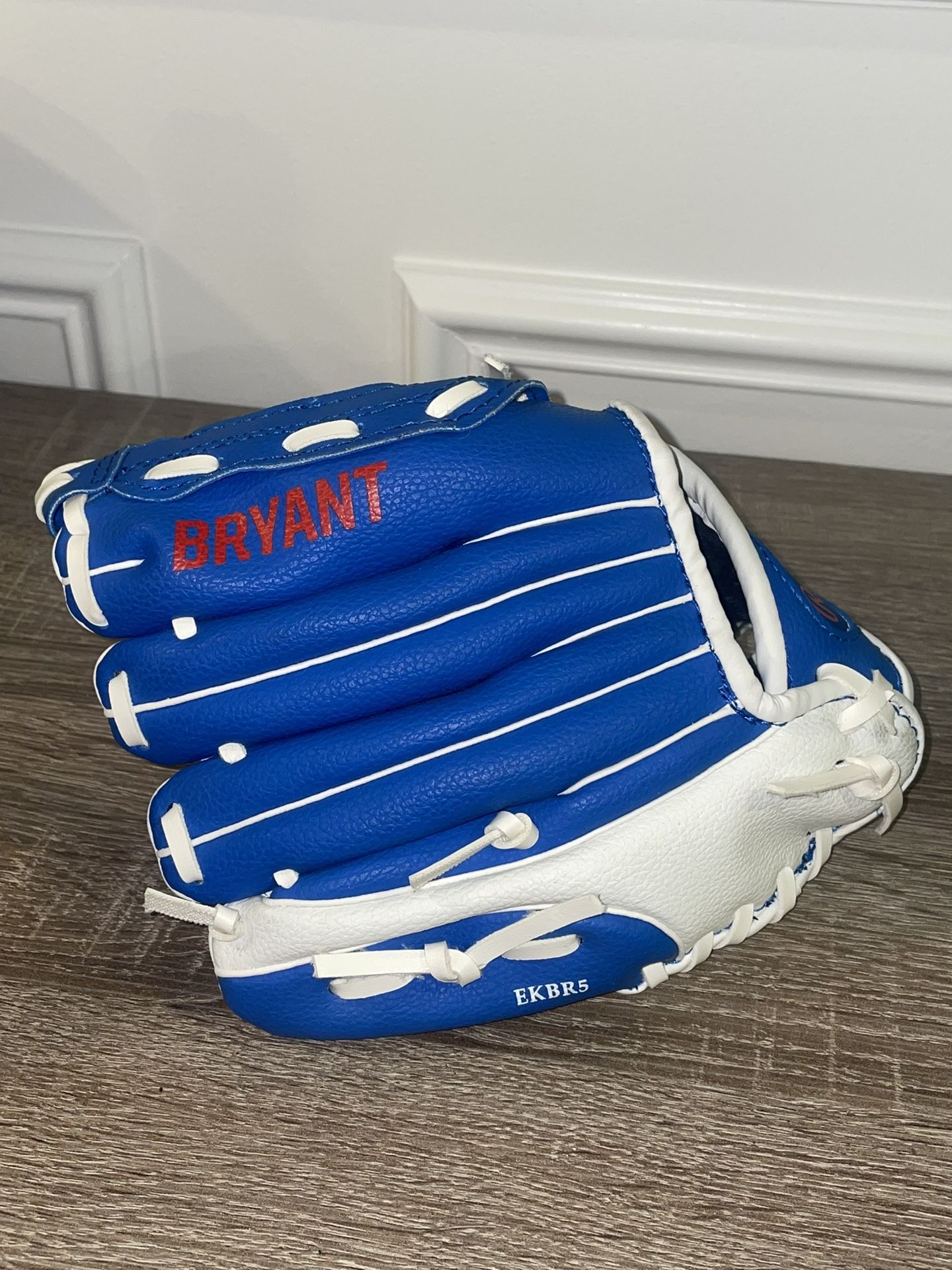 RAWLINGS MLBPA 9-INCH BRYANT 17 PLAYER BASSEBALL GLOVE