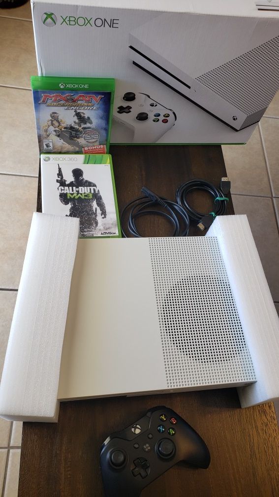 Xbox One S