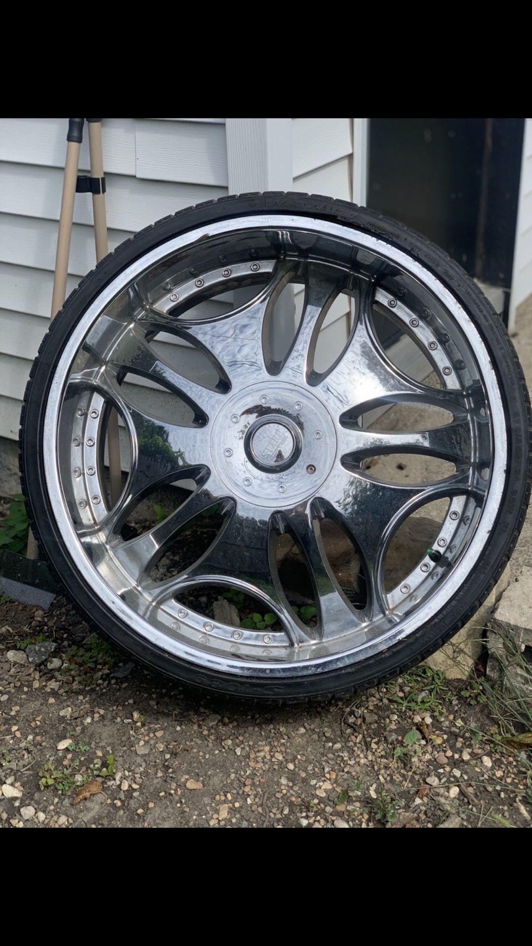 24”” wheels of a 07 Chrysler 300 5 lug