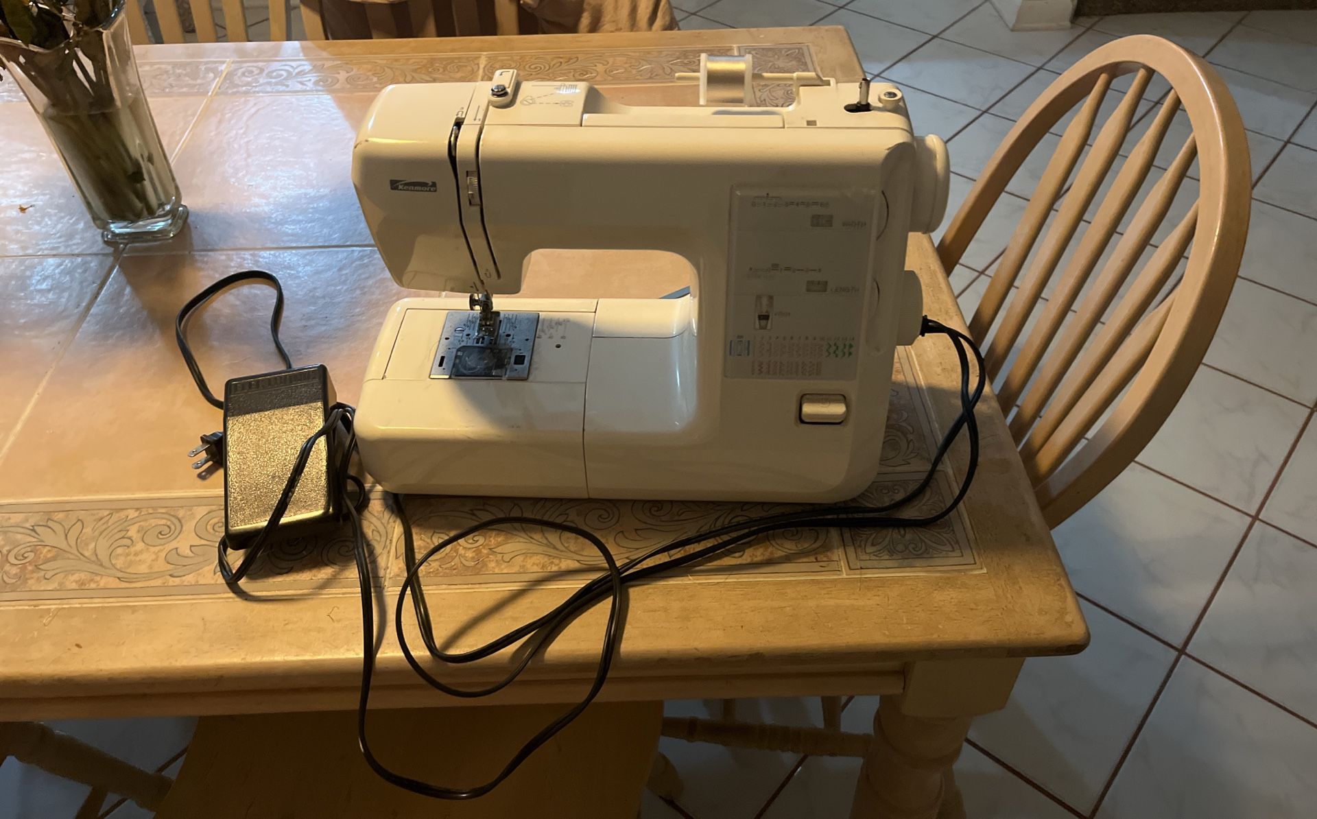 Kenmore 385 sewing machine
