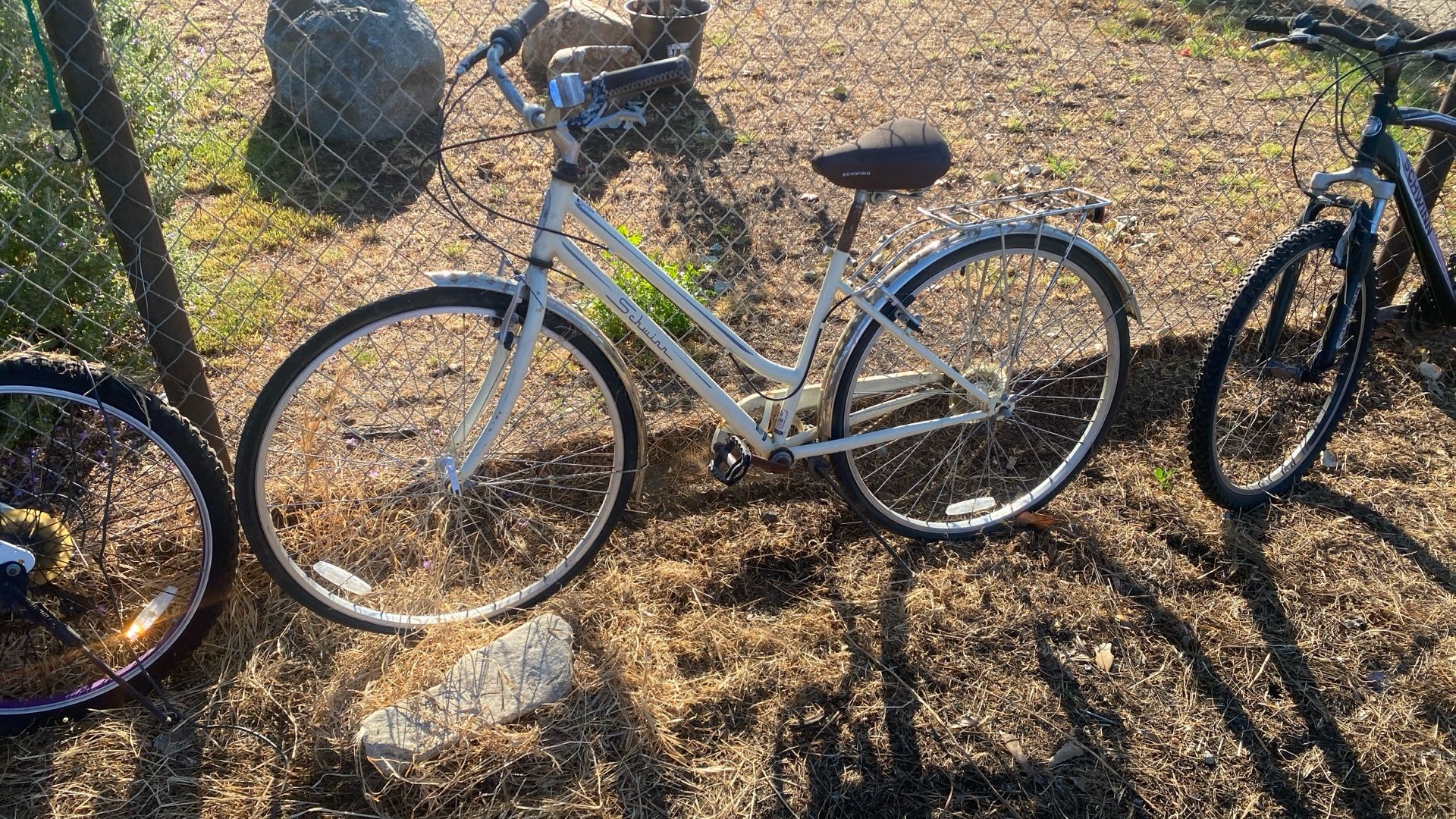 bike huffy Schwinn and Schwinn
