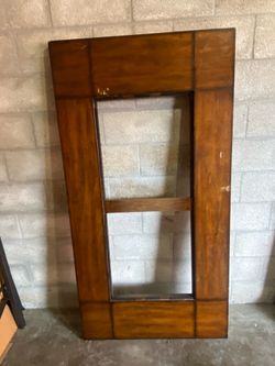 Counter-height table with 6 swivel chairs