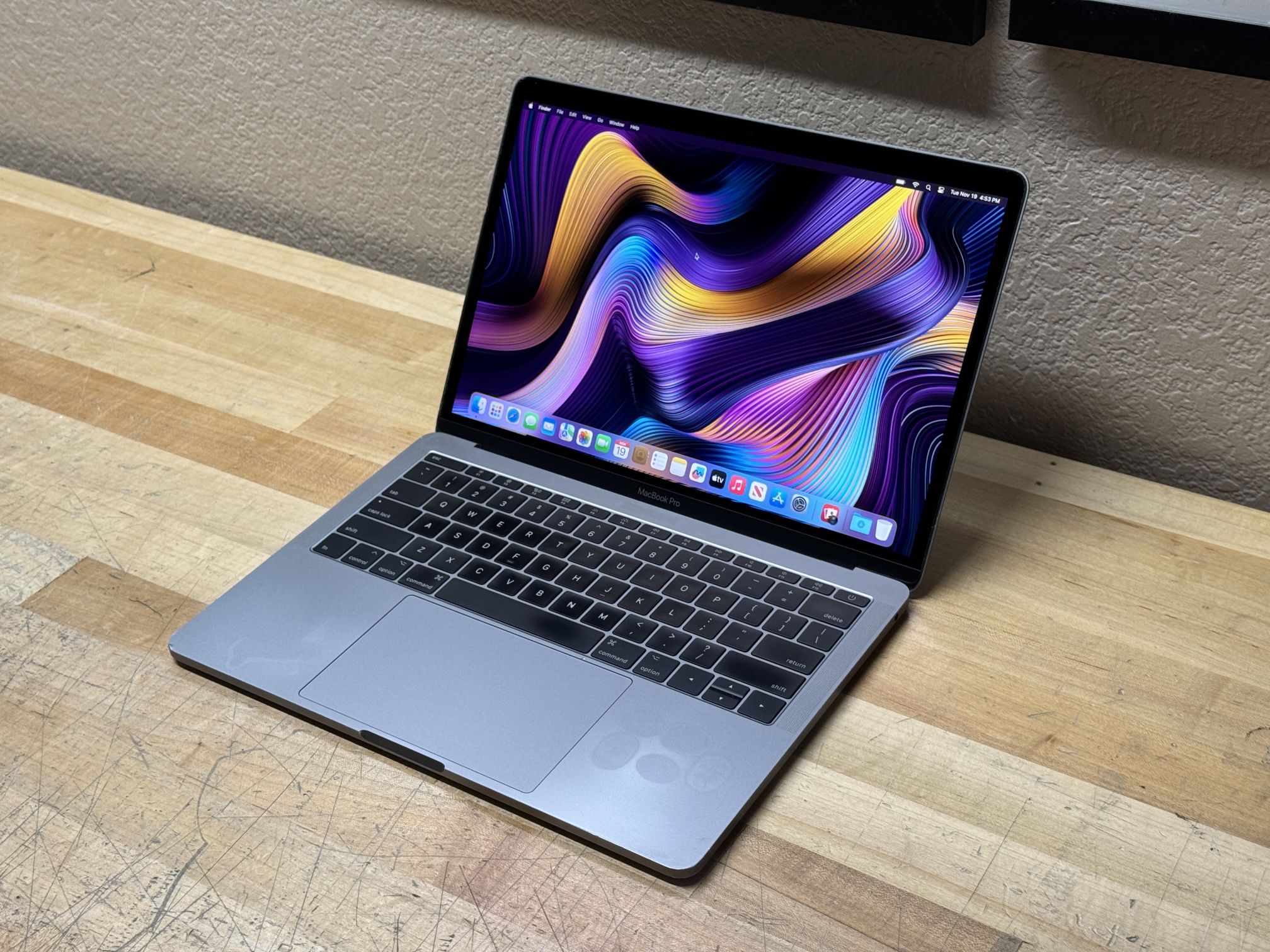 2017 13in MacBook Pro Retina - 2.3 GHz i5 - 16GB - 256GB SSD