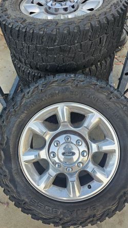 Ford F250 F350 rims 8 × 170 mm bolt pattern & tires