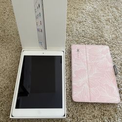 Mini iPad 2 (WiFi + Cellular)