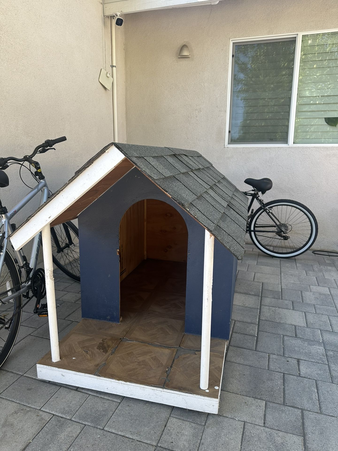 Dog house