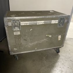 ATA Flight Case / Rolling Road Case Heavy-Duty New World Commercial Trunk -LARGE