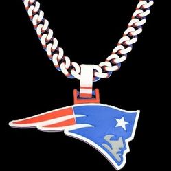 The New England Patriots Cuban Chain Necklace