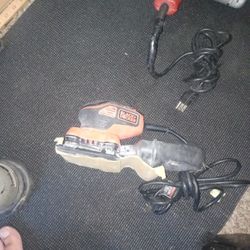 Black And Decker Sander 