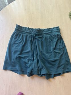 Blue/green shorts