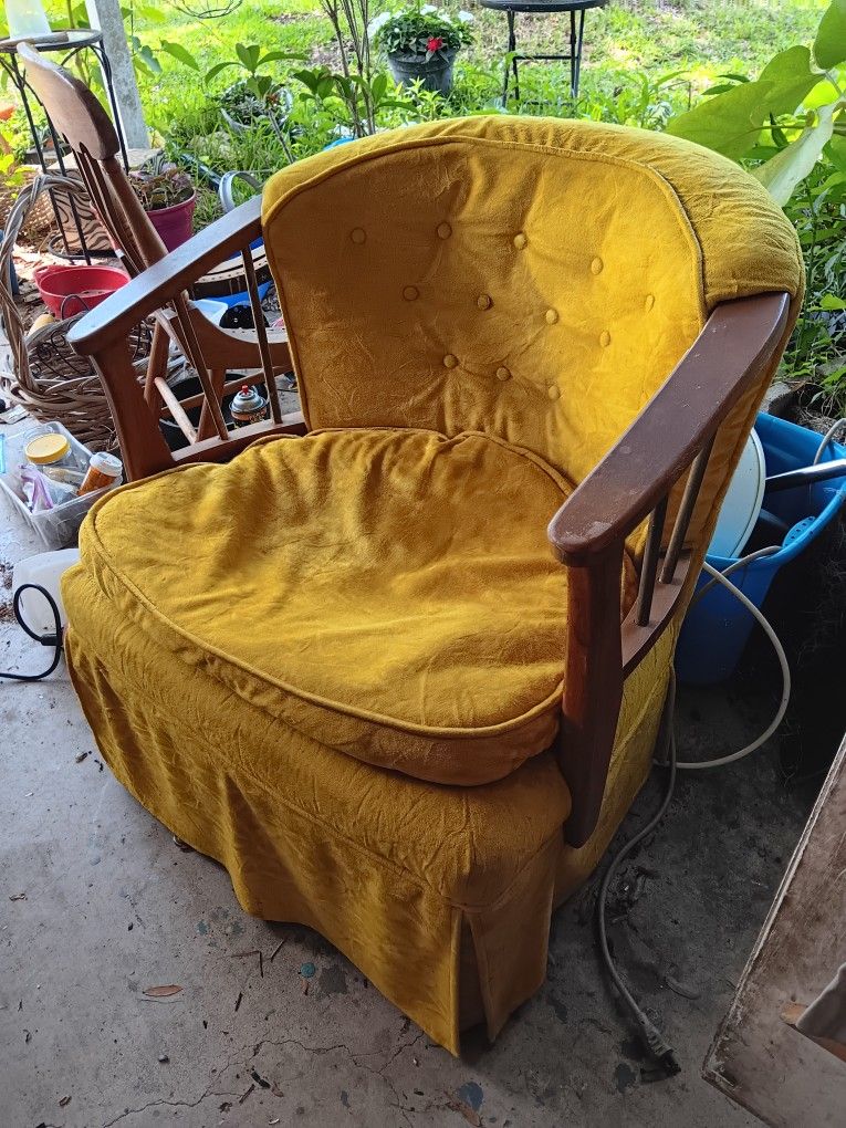 Mid Century Upholstered Swivel Chair