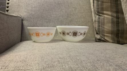 Pyrex Town & Country Bowls (1-1/2 Qt. & 2-1/2 Qt.) #402 & 403