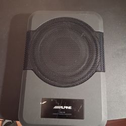 Alpine Pwe-s8 8-in Powered Compact Subwoofer
