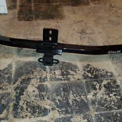 Curt Trailer Hitch 13328