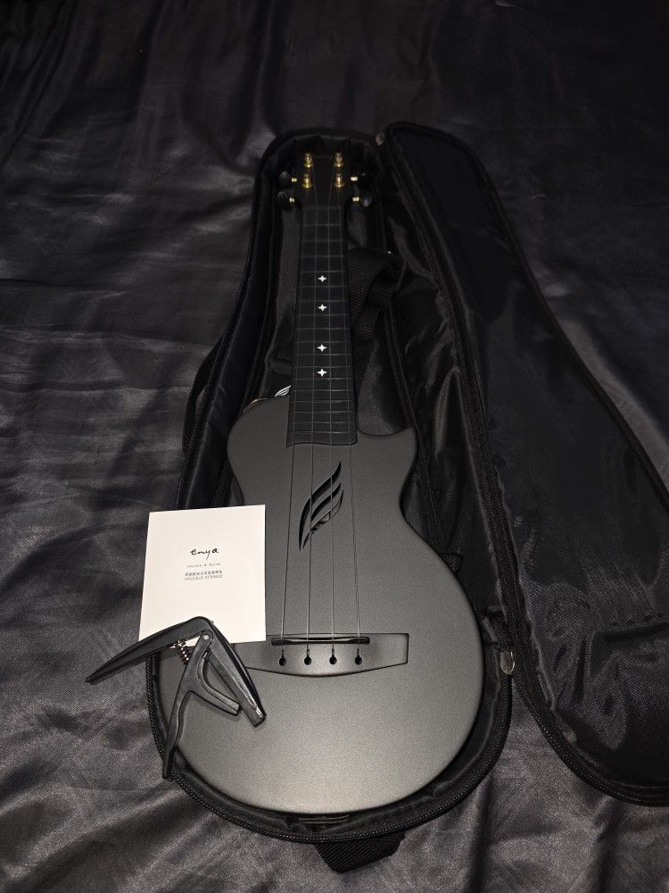 Enya Ukulele