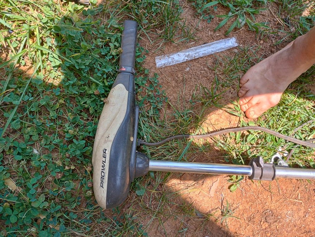 30 Lb Thrust Prowler Trolling Motor