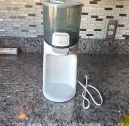 Baby Brezza Water Dispenser