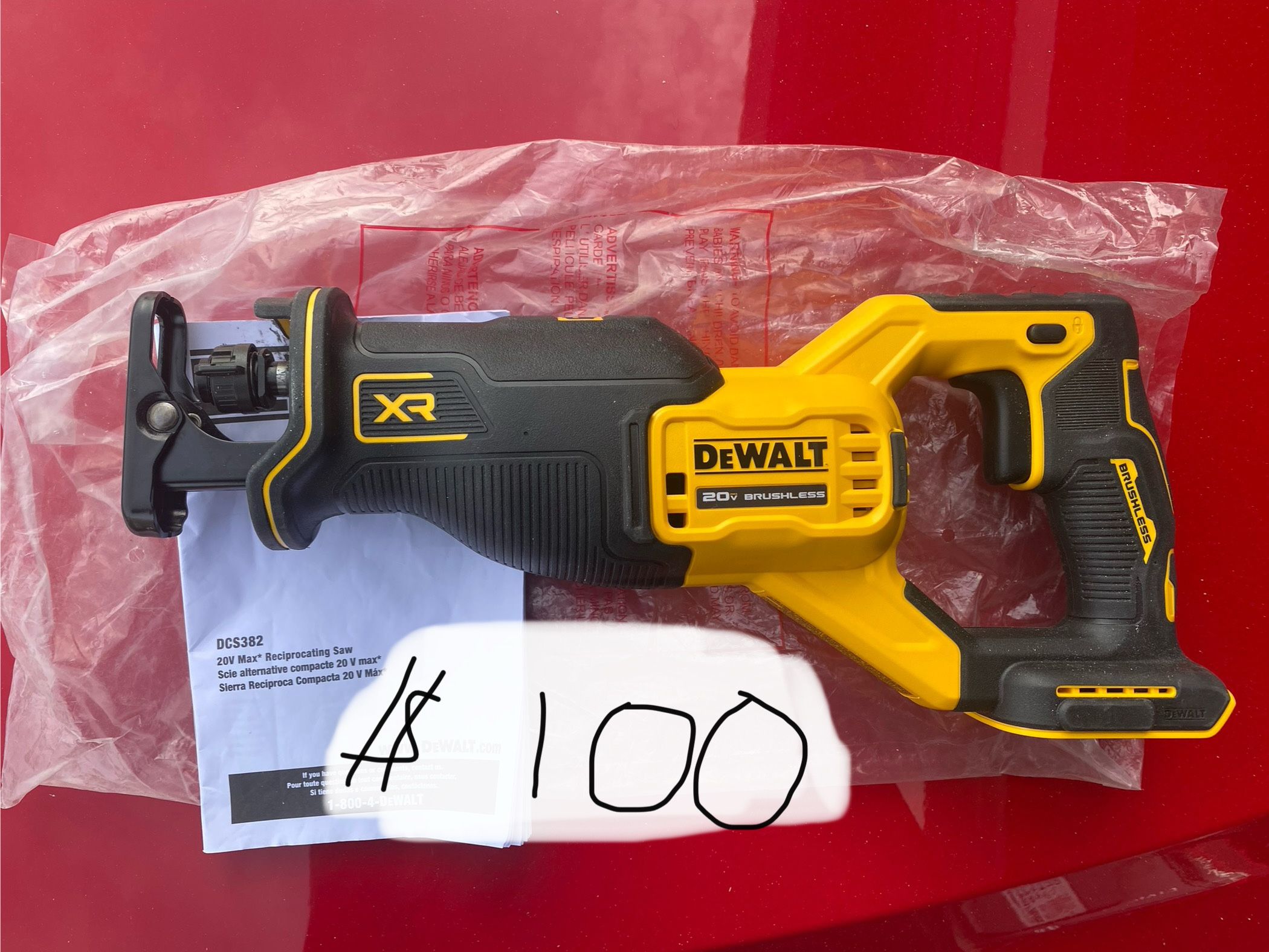 Brand New Dewalt 20v XR DCS372 Vari Speed Reciprocating Saw