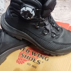 RED WING STEEL TOE NONE SLIP WORK BOOTS