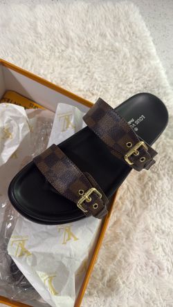 Louis Vuitton Men’s Sandals Size 40 - Brown - Used